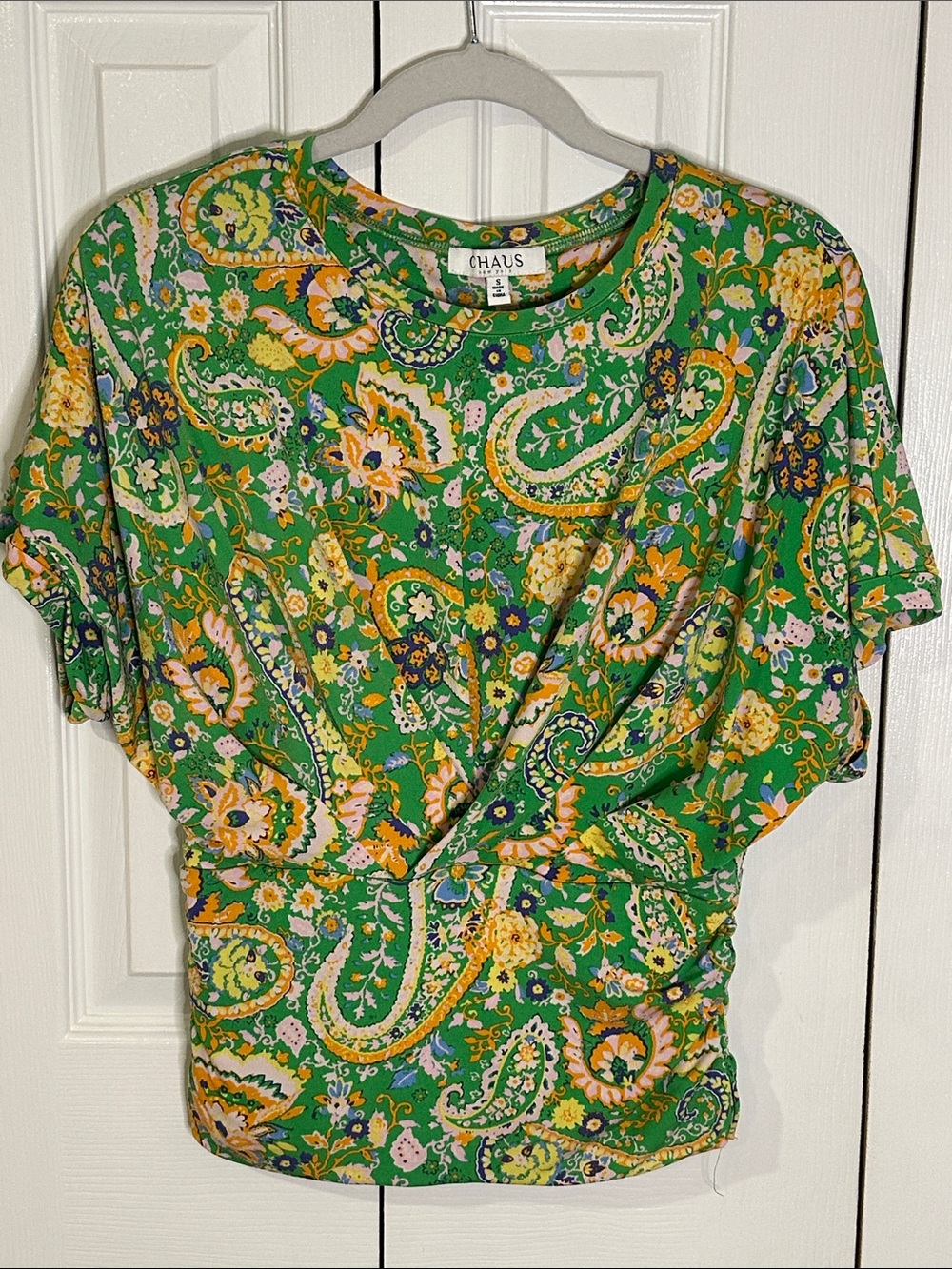 Chaus Green Paisley Print Short Sleeve Top